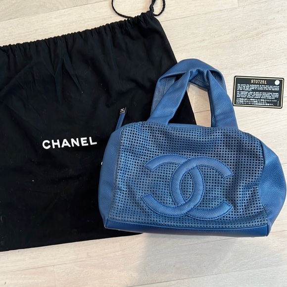 CHANEL 31 Rue Cambon Blue Deauville Shoulder Bag Tote (Authentic Pre-Owned)